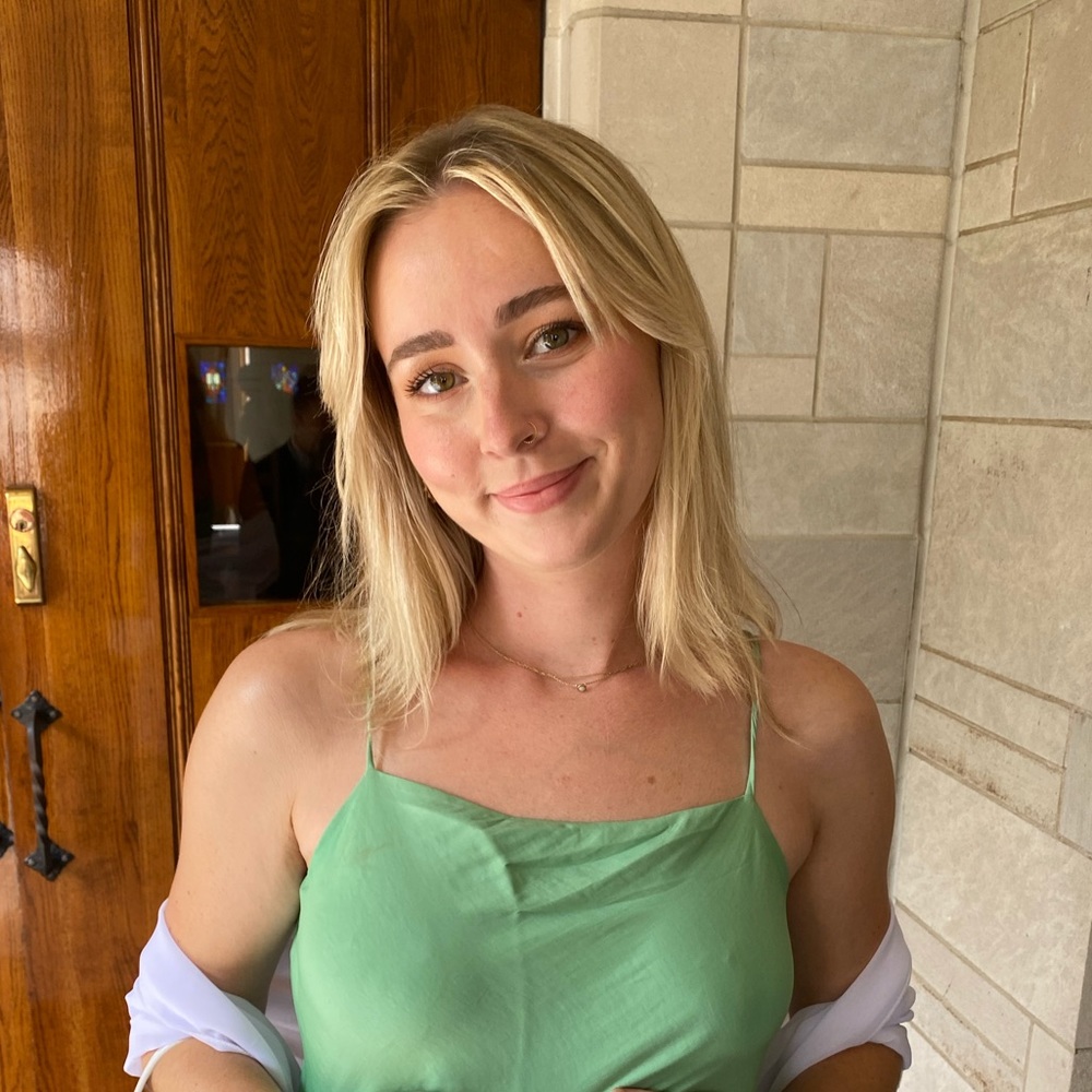 Meet your Posher, Gina